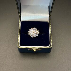 ⭐️just posted⭐️10k tanzanite and diamond ring